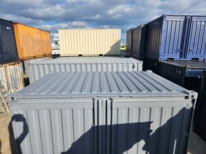 【沖縄】中古12FTドライスチールコンテナ　No.673　グレー錆止め塗装済み