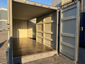 【横浜】新古20ftフルサイドオープンコンテナ（NEWU8000856）