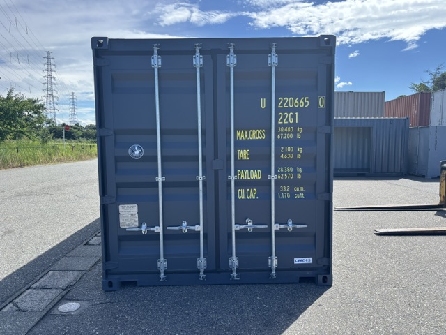 【北陸】新古20ft ドライスチールコンテナ　左中央3mシャッター付き