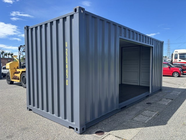 【北陸】新古20ft ドライスチールコンテナ　左中央3mシャッター付き