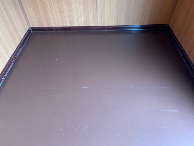 中古20ftレンタルボックス 2ドア仕様(バイク用）　グレー塗装済み NO.2012162