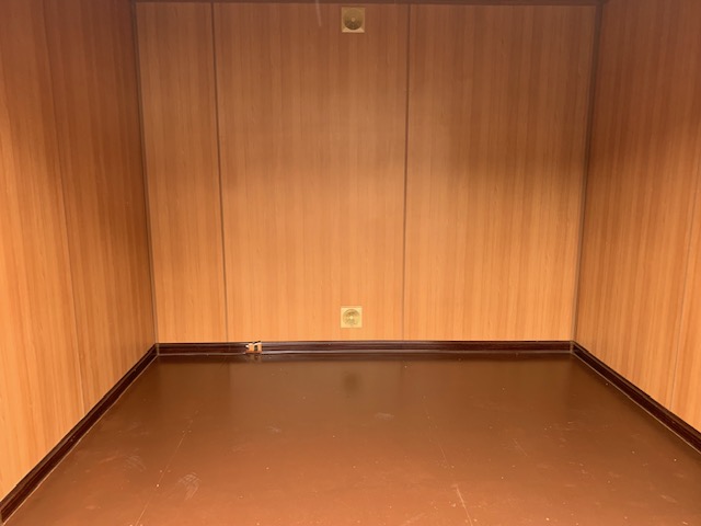 中古20ftレンタルボックス 2ドア仕様　グレー塗装済み NO.2011932