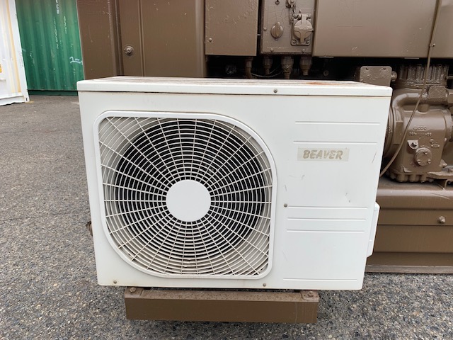 中古20ft　断熱ハウス仕様コンテナ（茶色）　TKCU8089742