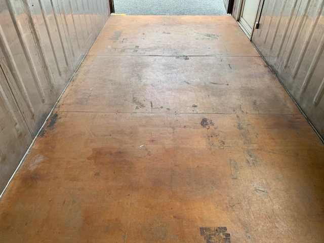 中古20ft　断熱ハウス仕様コンテナ（茶色）　TKCU8089742