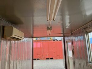 中古20ft　断熱ハウス仕様コンテナ（茶色）　TKCU8089742