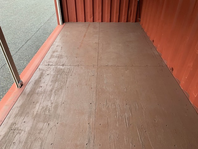 【神戸】中古20FT ドライスチールコンテナ 左ネルフルシャッター付き TKCU9622990