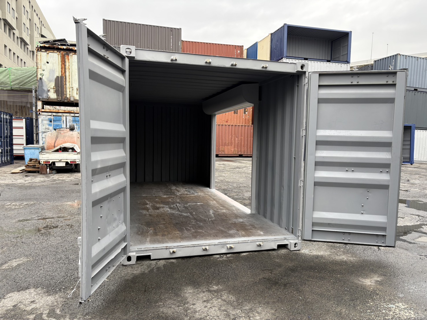 【北陸】中古20ft ドライスチールコンテナ　3mシャッター付き　グレー塗装