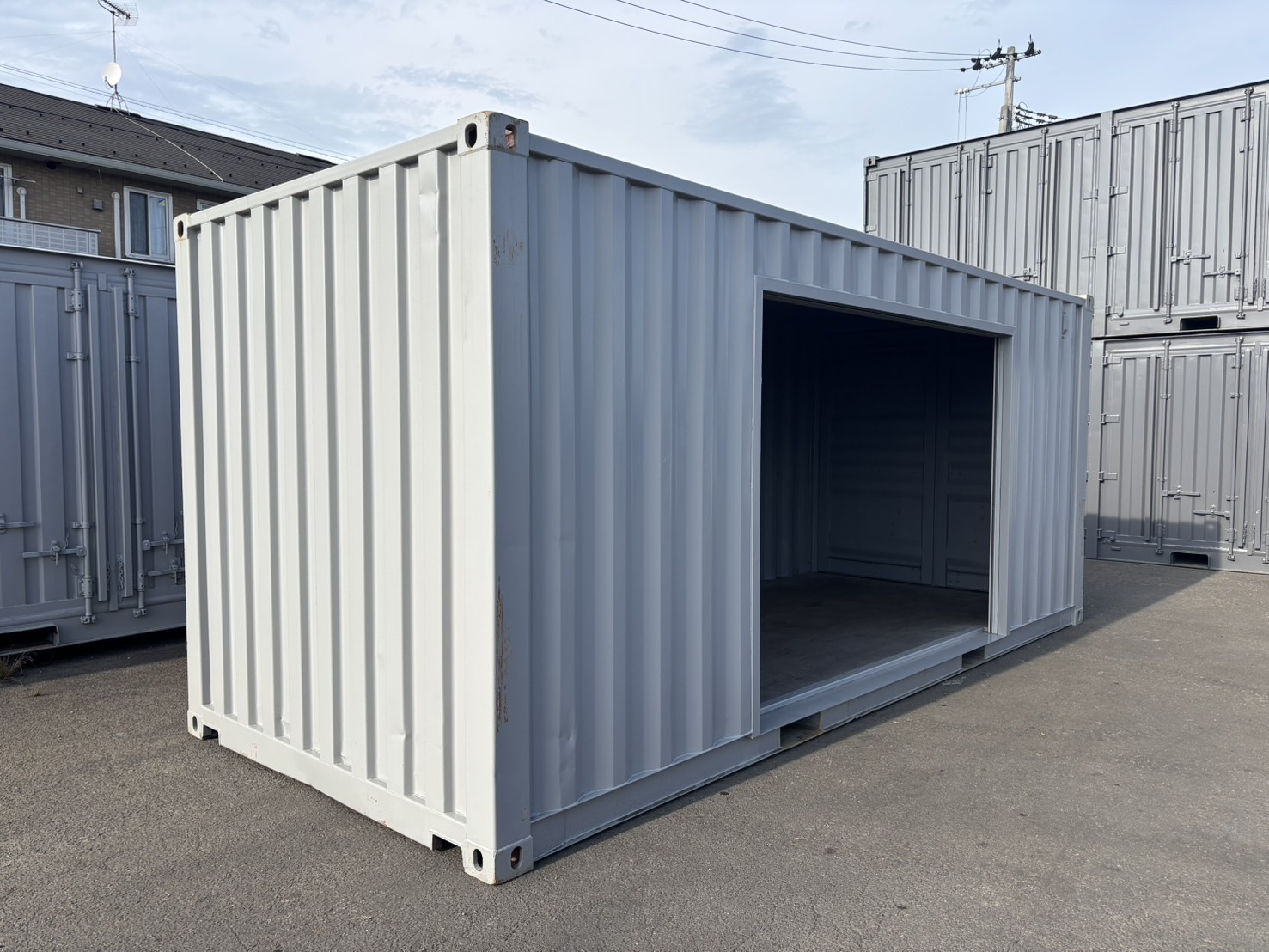 【東北】中古20ft　左パネル3mシャッター付きコンテナ【U1001146】