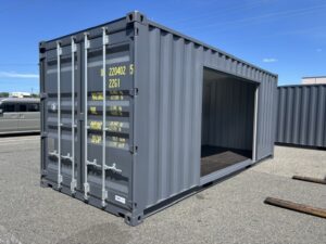 【北陸】新古20ft ドライスチールコンテナ　右中央3mシャッター付き