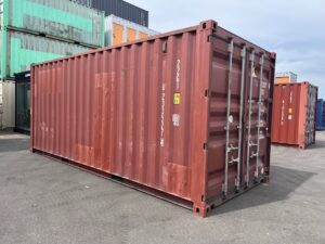 【横浜】中古20FTドライスチールコンテナ　右中央3Mシャッター付き(U2335274)