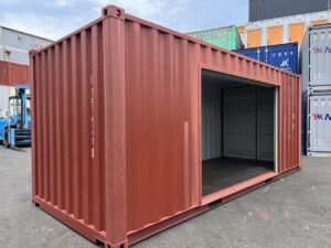 【横浜】高年式20FTドライスチールコンテナ　左中央3Mシャッター付き(U1919260)