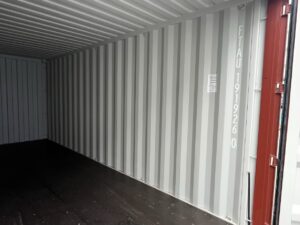 【横浜】高年式20FTドライスチールコンテナ　左中央3Mシャッター付き(U1919260)