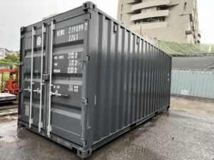 【横浜】高年式20FTドライスチールコンテナ　左パネル フルシャッター付き(NEWU2198997)