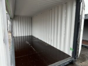 【横浜】高年式20FTドライスチールコンテナ　左パネル フルシャッター付き(NEWU2198997)