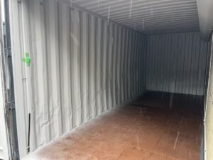 【横浜】中古20FTドライスチールコンテナ　右パネル フルシャッター付き(U2824705)