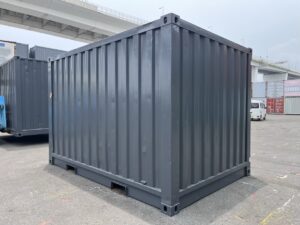 【横浜】中古12FTドライスチールコンテナ　外装塗装、ドア面シャッター付き(DM80425)