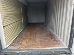 【横浜】中古20FTドライスチールコンテナ　左パネル フルシャッター付き(U2781957)