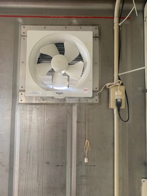 中古20ft　断熱ハウス仕様コンテナ　TKCU2000114　※訳アリ商品