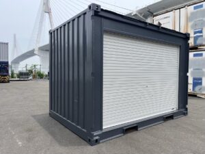 【横浜】中古12FTドライスチールコンテナ　外装塗装、ドア面シャッター付き(U962052)
